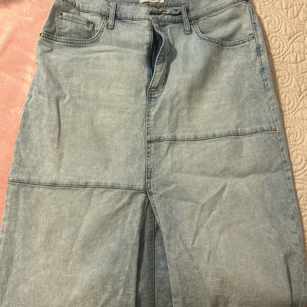 Jessica Simpson Denim Midi Pencil Skirt
